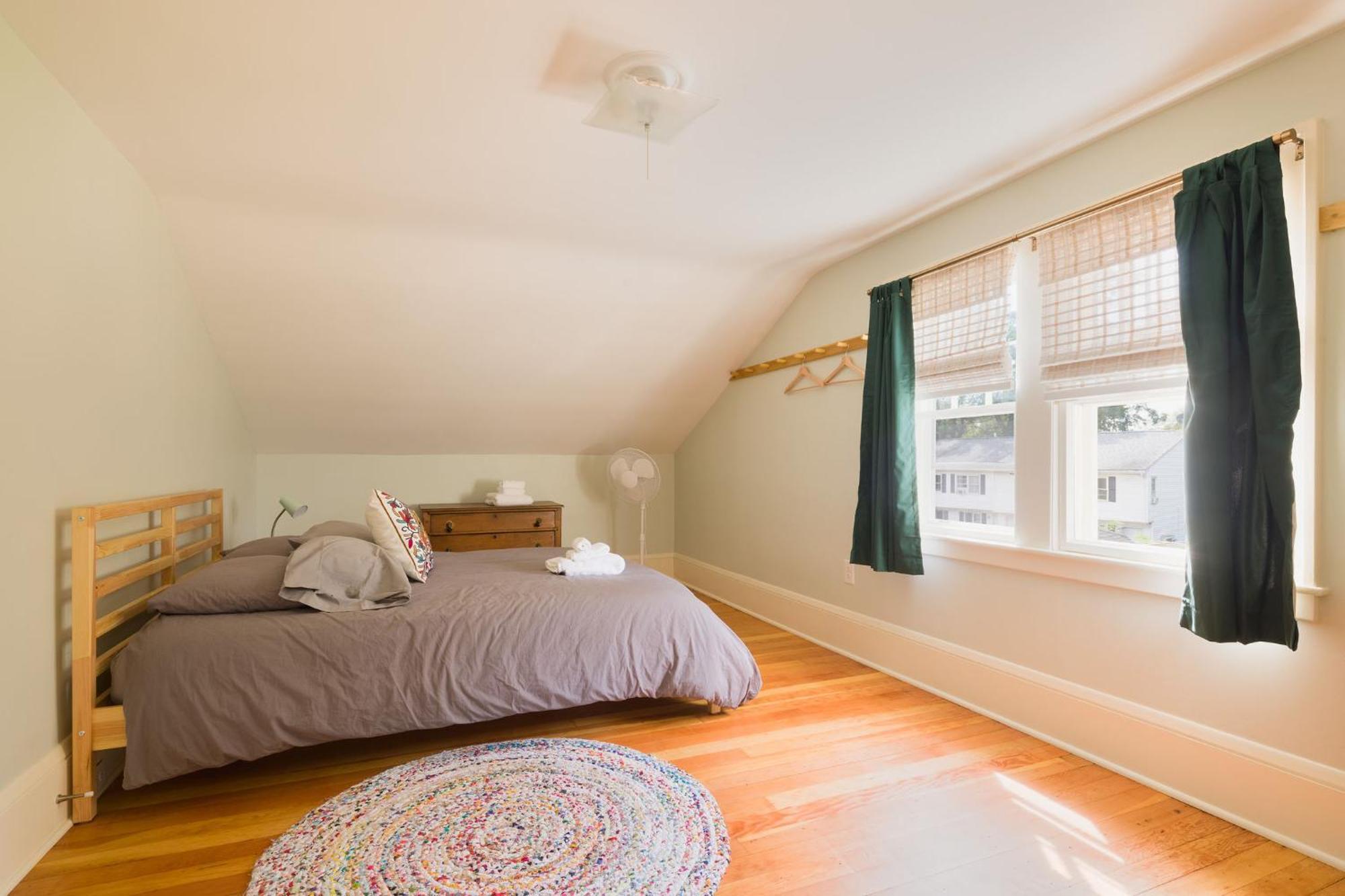 Queen City Bungalow & Cottages Burlington Exteriér fotografie