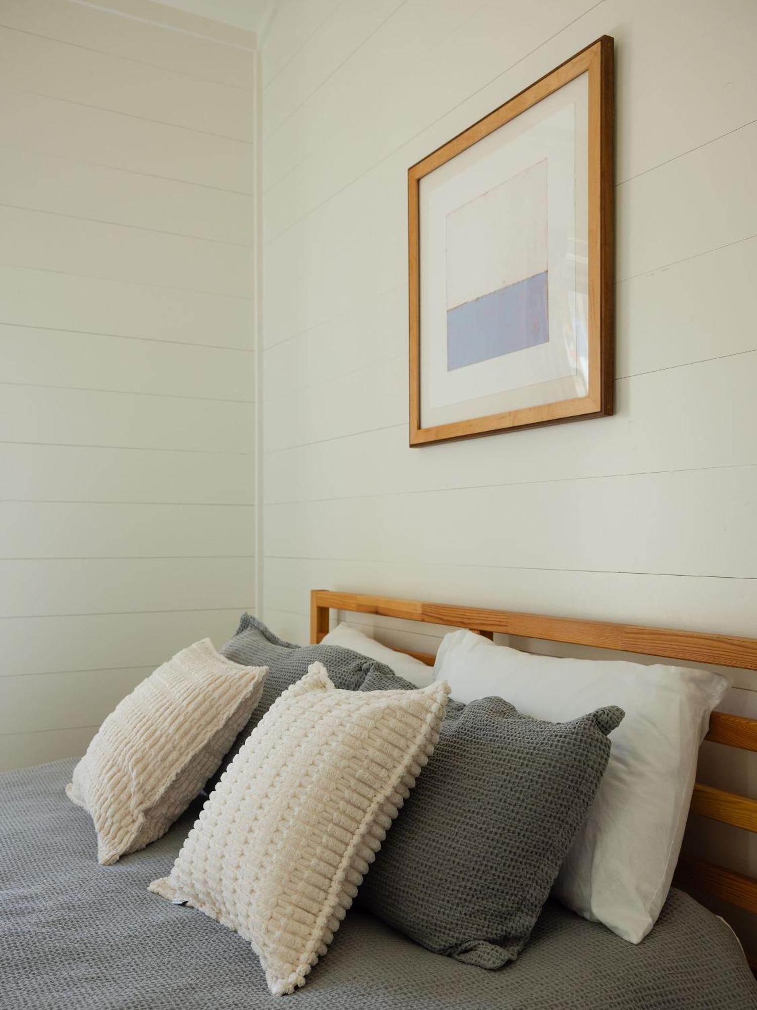 Queen City Bungalow & Cottages Burlington Exteriér fotografie