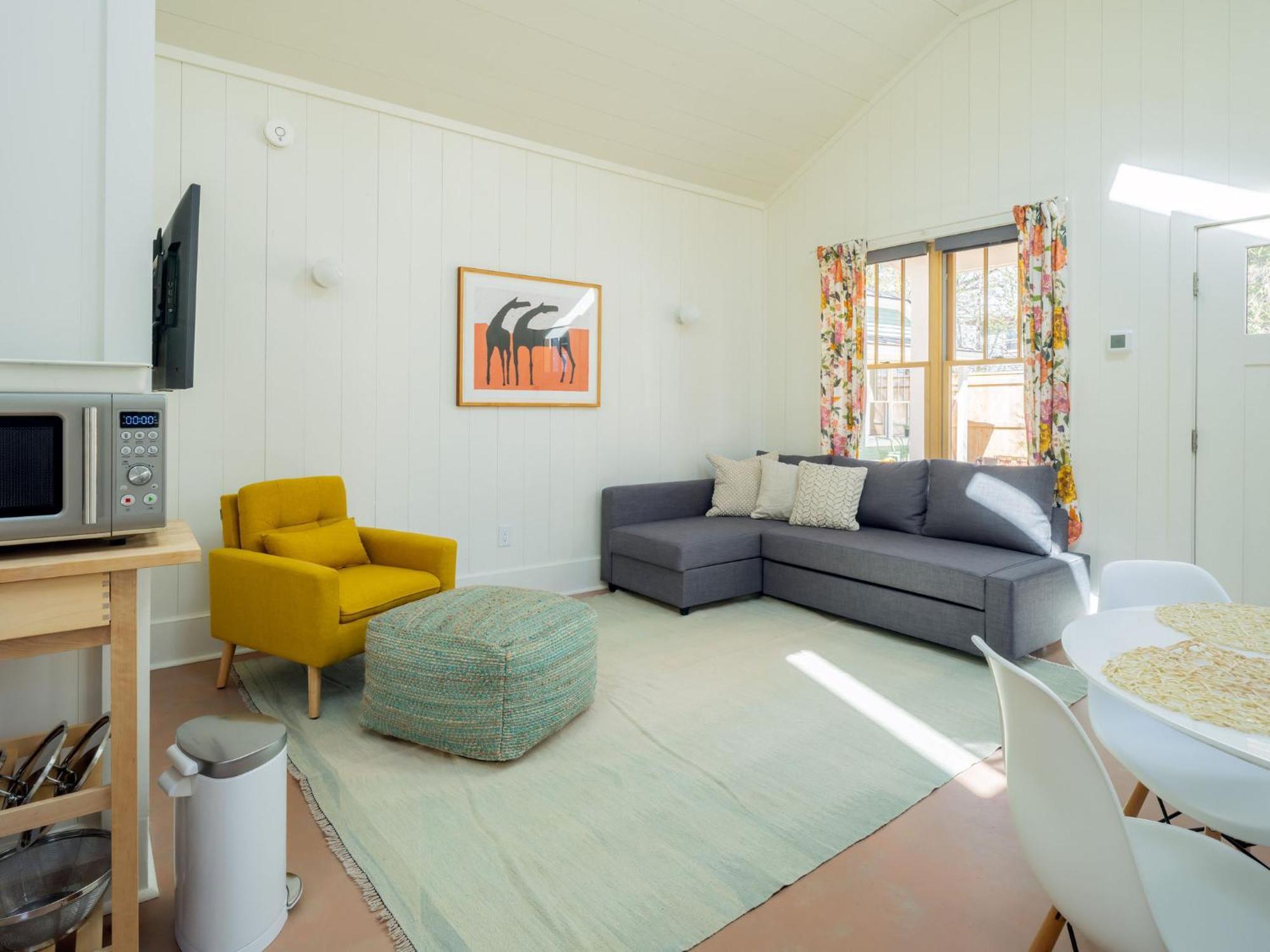 Queen City Bungalow & Cottages Burlington Exteriér fotografie